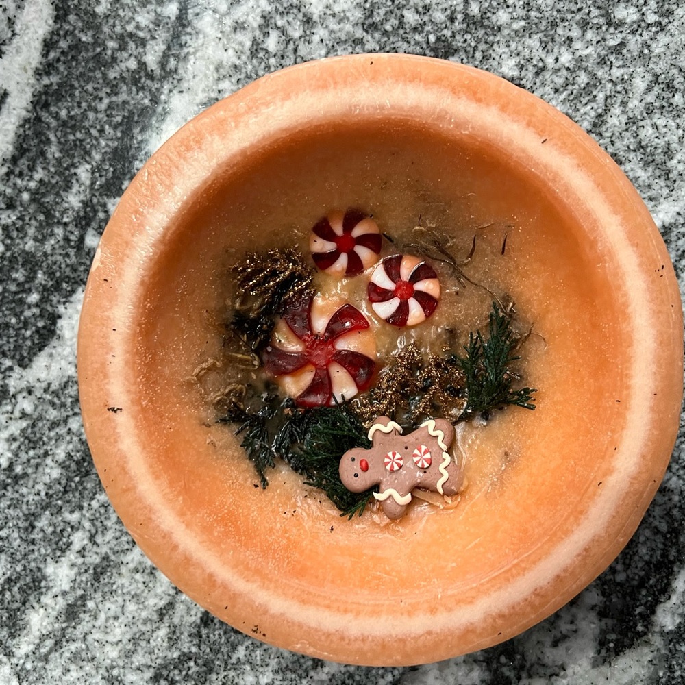 Gingerbread Wax “candle” Bowl